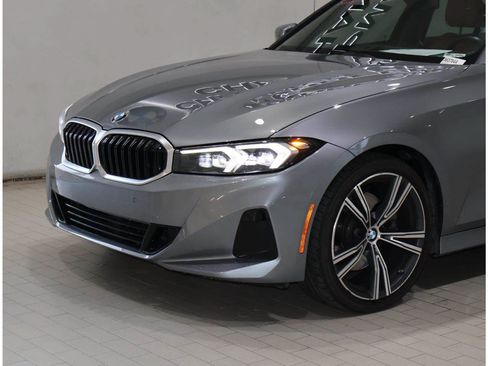 Used 2024 BMW 330i Sedan w/ Convenience Package RWD image 2