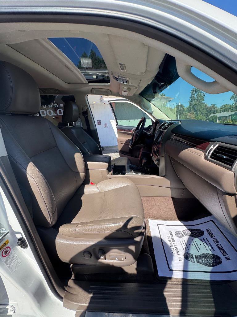 Used 2017 Lexus GX 460 Premium w/ Premium Package AWD/4WD image 34