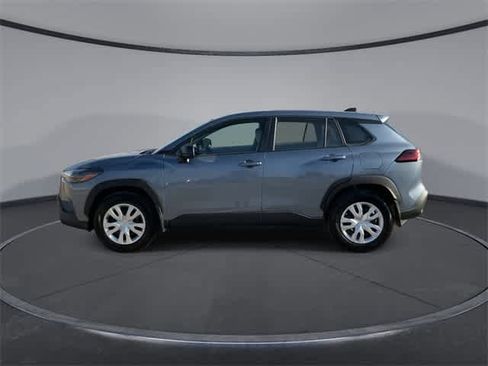 Used 2026 Toyota Corolla Cross L image 5