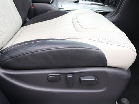 Certified 2019 INFINITI QX80 Limited w/ All-Season Package image 43