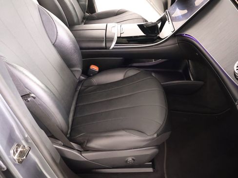 Used 2023 Mercedes-Benz EQE 350+ SUV image 12