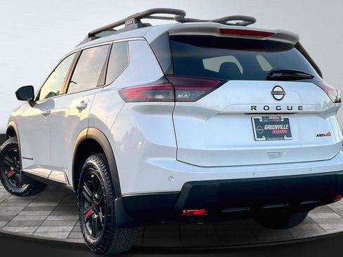 New 2026 Nissan Rogue SV AWD/4WD image 4