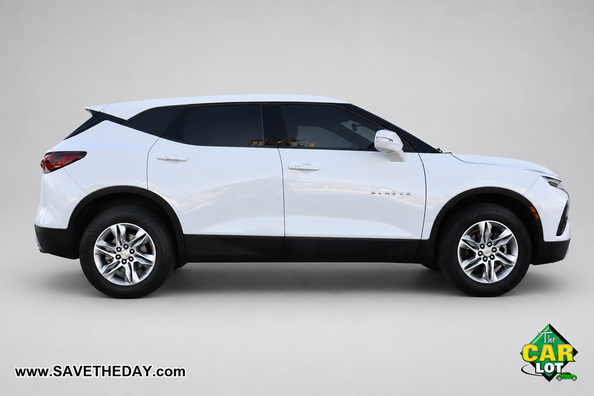 Used 2020 Chevrolet Blazer LT w/ LPO, Floor Liner Package FWD image 9