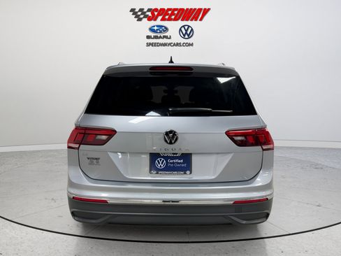 Used 2023 Volkswagen Tiguan SE image 6