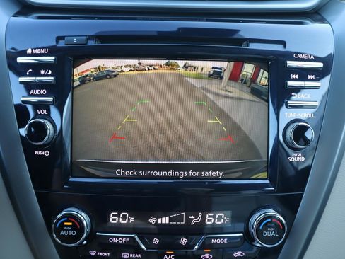 Certified 2024 Nissan Murano SV image 26