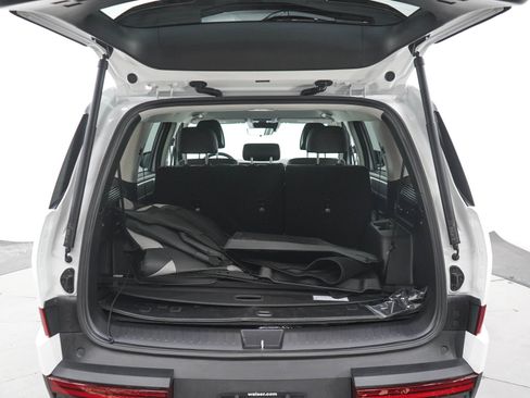 Used 2026 Hyundai Santa Fe SEL AWD/4WD image 16