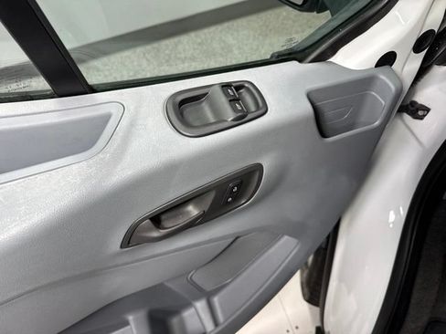 Used 2018 Ford Transit 350 XL RWD image 8