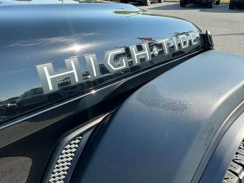 Used 2022 Jeep Wrangler Unlimited Sport image 15