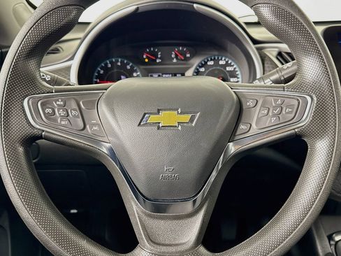 Used 2024 Chevrolet Malibu LT FWD image 35