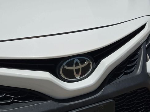 Used 2024 Toyota Camry SE FWD image 10