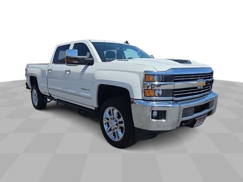 Used 2018 Chevrolet Silverado 2500 LTZ w/ Duramax Plus Package AWD/4WD image 2