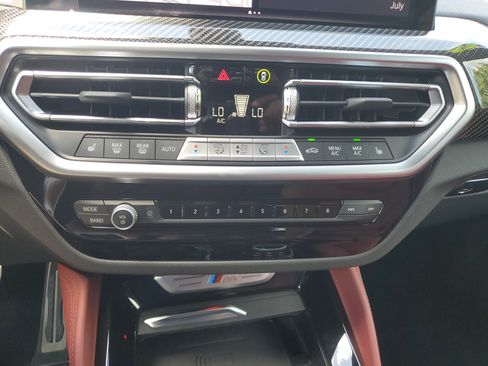 Used 2025 BMW X4 M40i w/ Premium Package AWD/4WD image 20