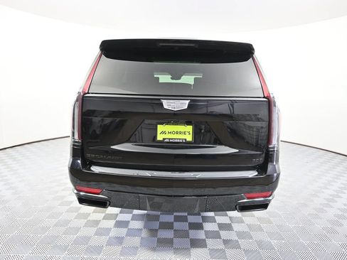 Used 2024 Cadillac Escalade Sport Platinum w/ LPO, ONYX Package AWD/4WD image 5
