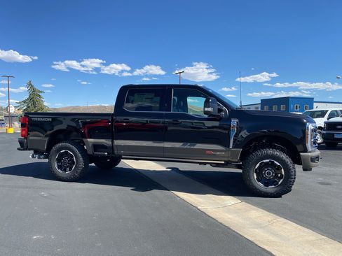 New 2026 Ford F350 King Ranch w/ Tremor Off-Road Package AWD/4WD image 23