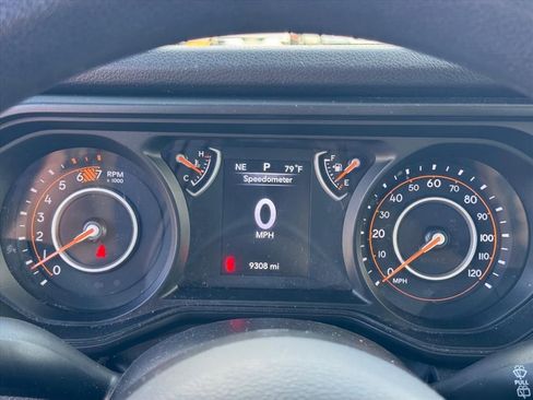 Used 2024 Jeep Wrangler Sport image 18