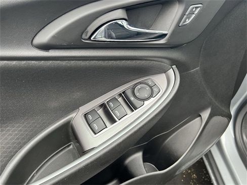 Certified 2023 Chevrolet Malibu LS image 14