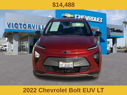 Certified 2022 Chevrolet Bolt EUV LT w/ Comfort Package image 2