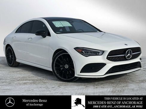 Used 2022 Mercedes-Benz CLA 250 4MATIC image 1