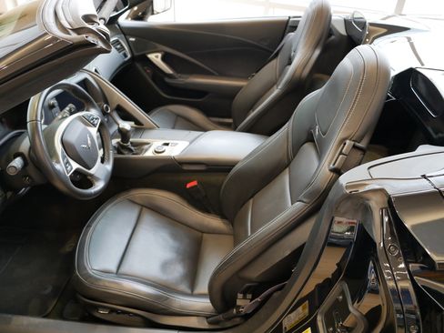 Used 2015 Chevrolet Corvette Stingray Convertible w/ 3LT Preferred Equipment Group image 9