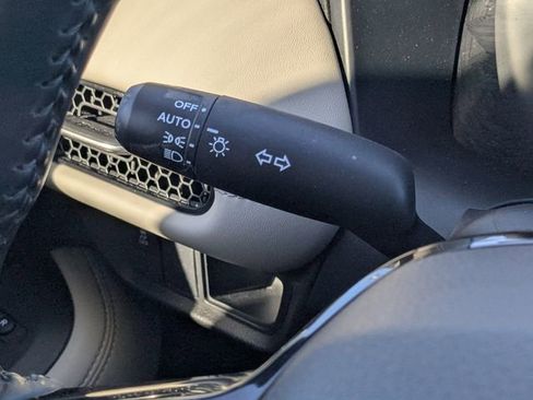 Used 2025 Honda HR-V EX-L image 21