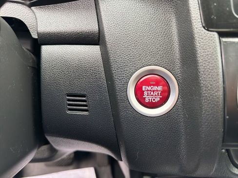 Used 2016 Honda Fit EX image 9