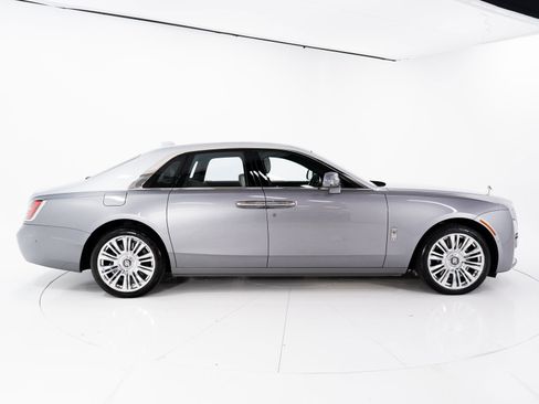 Certified 2022 Rolls-Royce Ghost w/ Ghost Package image 6