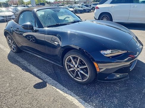 Used 2021 MAZDA MX-5 Miata Grand Touring image 1