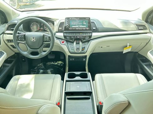 New 2026 Honda Odyssey EX-L image 15