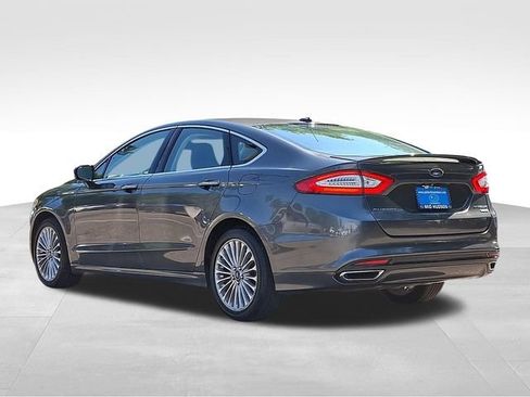 Used 2016 Ford Fusion Titanium AWD/4WD image 4