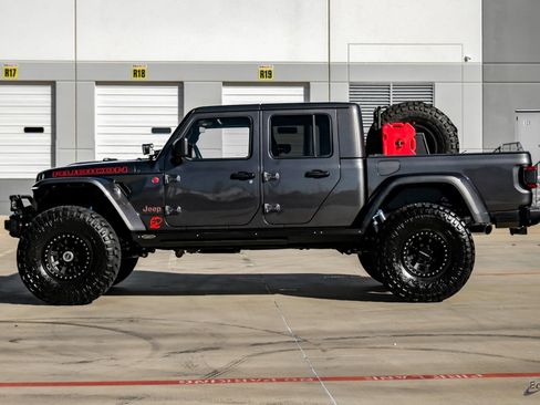Used 2020 Jeep Gladiator Rubicon image 5