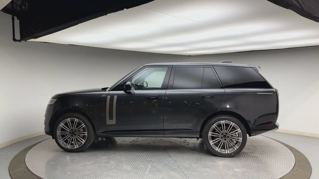 New 2026 Land Rover Range Rover SE AWD/4WD image 5