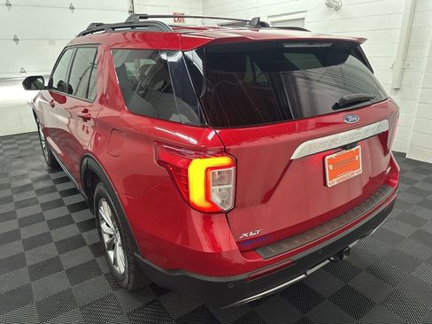 Used 2023 Ford Explorer XLT w/ Equipment Group 202A AWD/4WD image 8