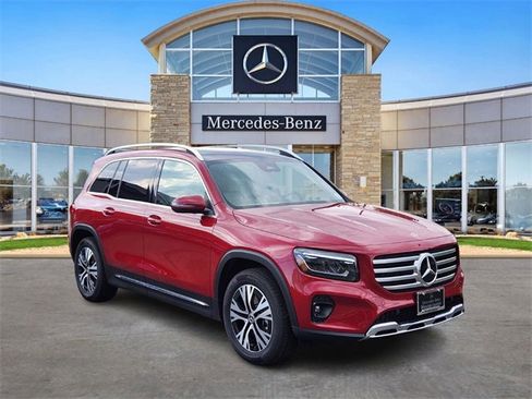 New 2026 Mercedes-Benz GLB 250 4MATIC image 6