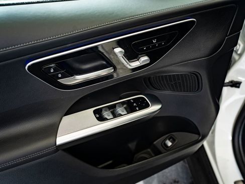 Certified 2025 Mercedes-Benz GLC 300 4MATIC image 22