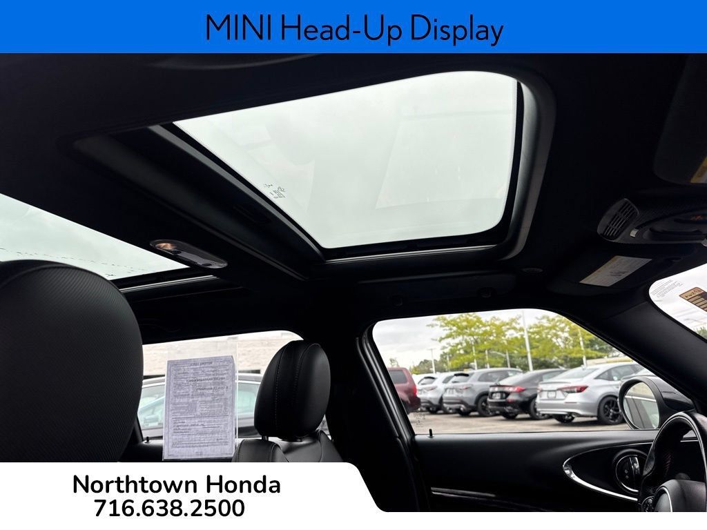 Used 2018 MINI Cooper Clubman ALL4 AWD/4WD image 18