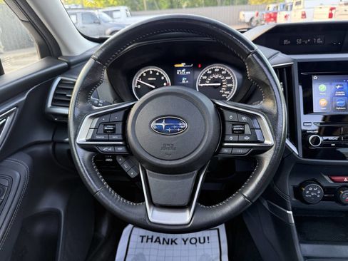 Used 2022 Subaru Forester Premium AWD/4WD image 22