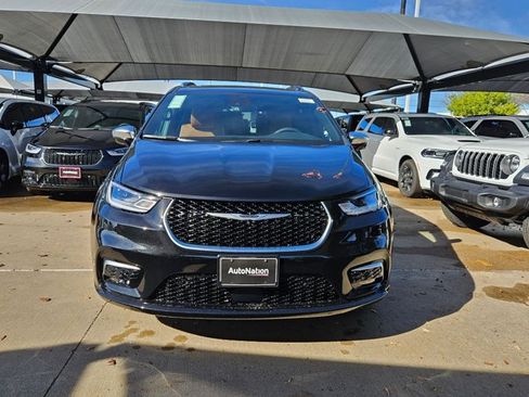 New 2026 Chrysler Pacifica Pinnacle FWD image 5