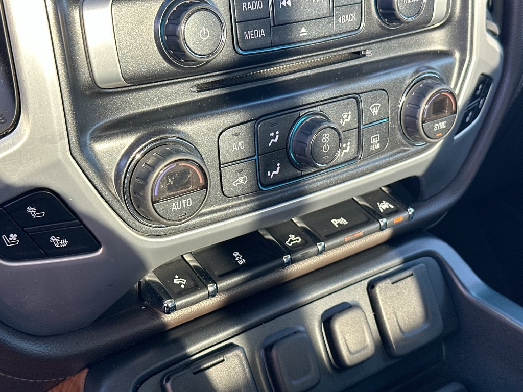 Used 2017 GMC Sierra 1500 SLT AWD/4WD image 14