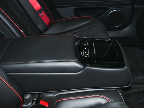 Used 2025 Genesis G80 3.5T Sport AWD/4WD image 64