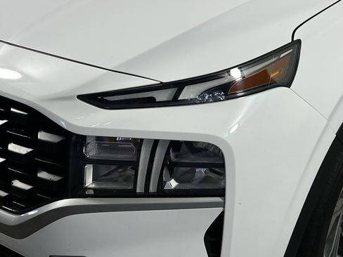 Used 2023 Hyundai Santa Fe SE FWD image 12