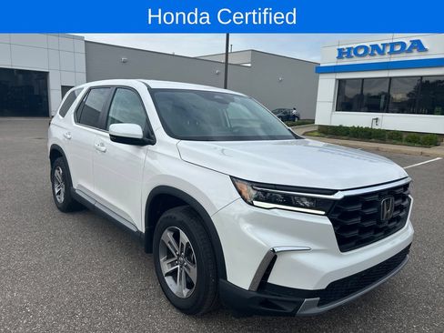 Used 2025 Honda Pilot EX-L image 2