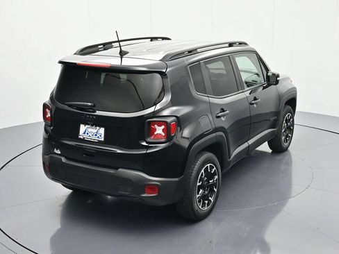 Used 2023 Jeep Renegade Latitude AWD/4WD image 32