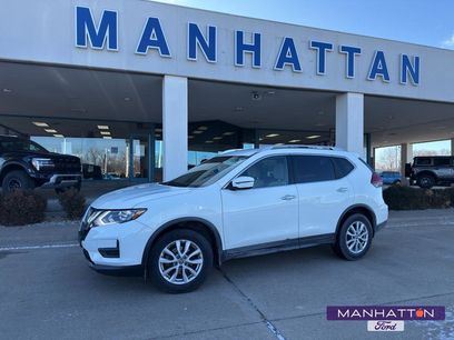 Used 2017 Nissan Rogue SV
