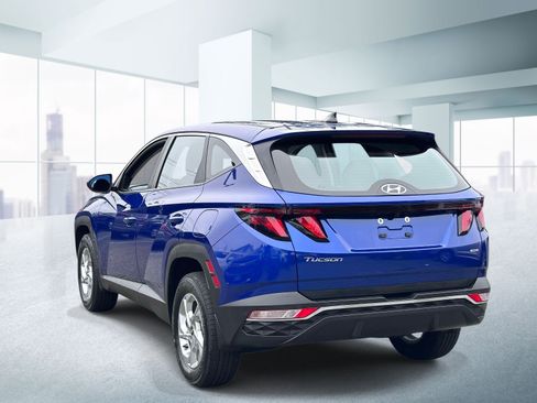Used 2023 Hyundai Tucson SE AWD/4WD image 3