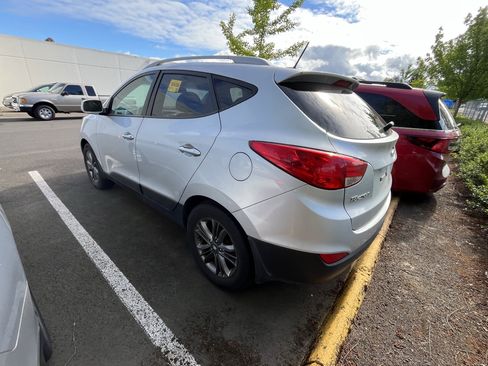 Used 2014 Hyundai Tucson SE AWD/4WD image 2