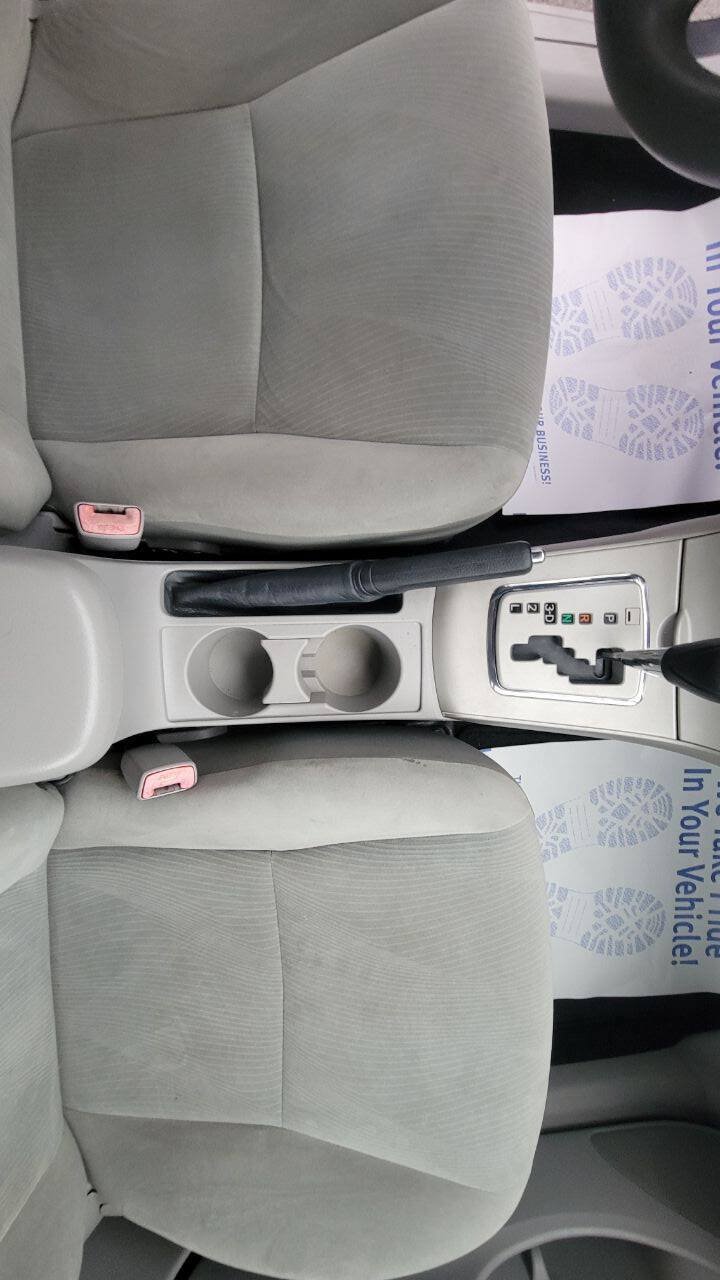 Used 2011 Toyota Corolla LE FWD image 16