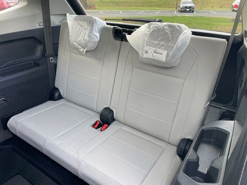 Used 2020 Volkswagen Tiguan SEL image 8