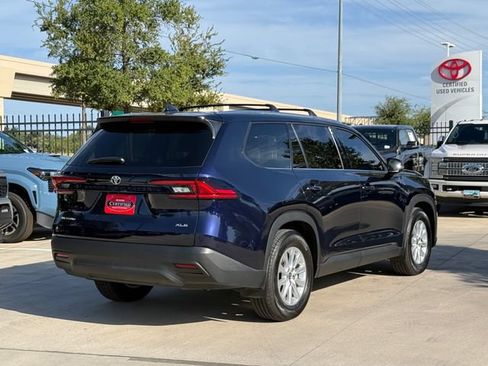 Used 2025 Toyota Grand Highlander AWD Hybrid image 5