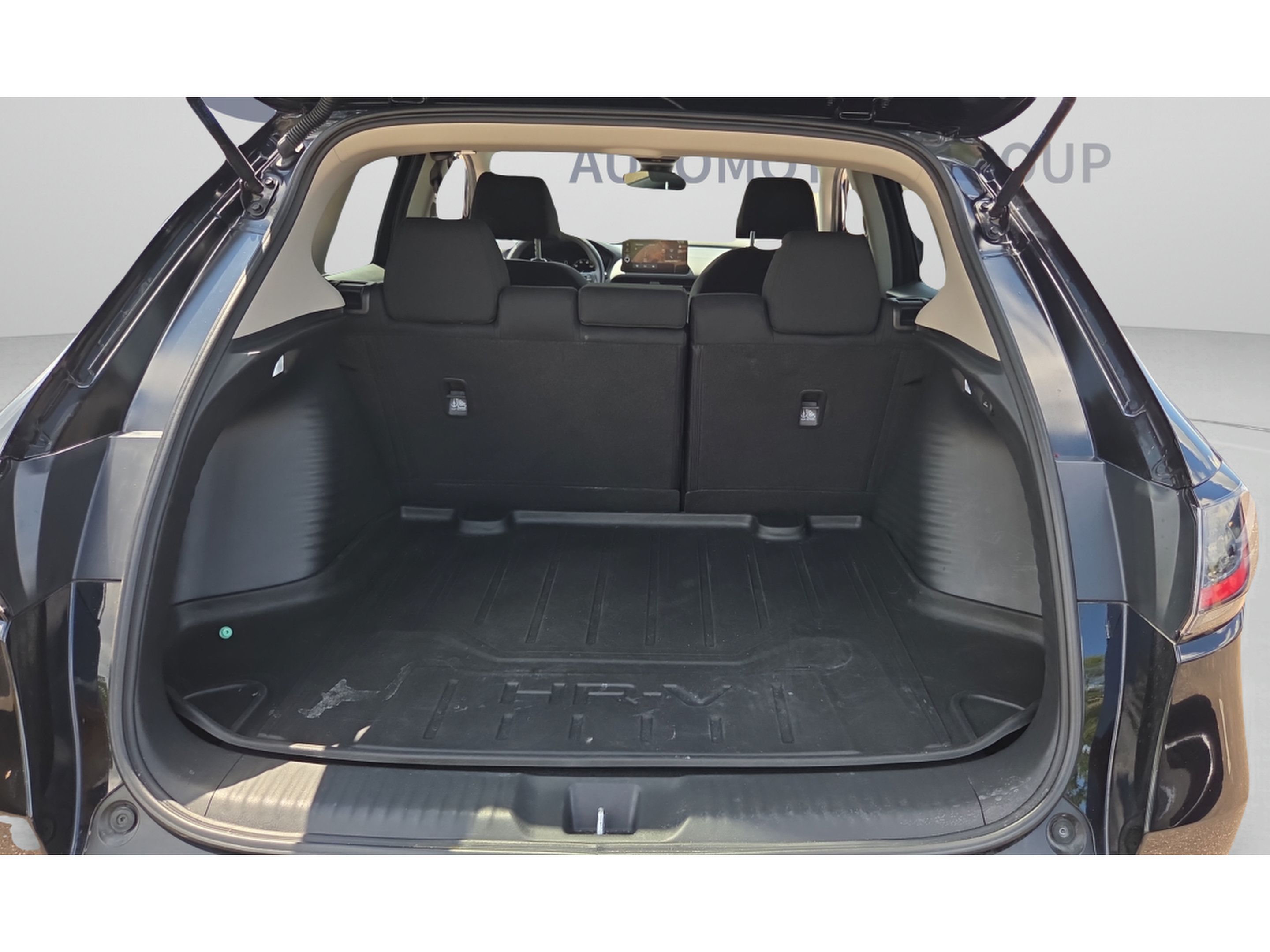 Certified 2026 Honda HR-V LX image 15