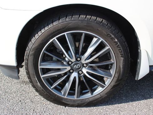 Used 2017 INFINITI QX60 Luxe w/ Deluxe Technology Package image 35